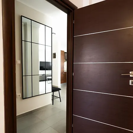 Апартаменты Ibiscus Deluxe Иксиа
